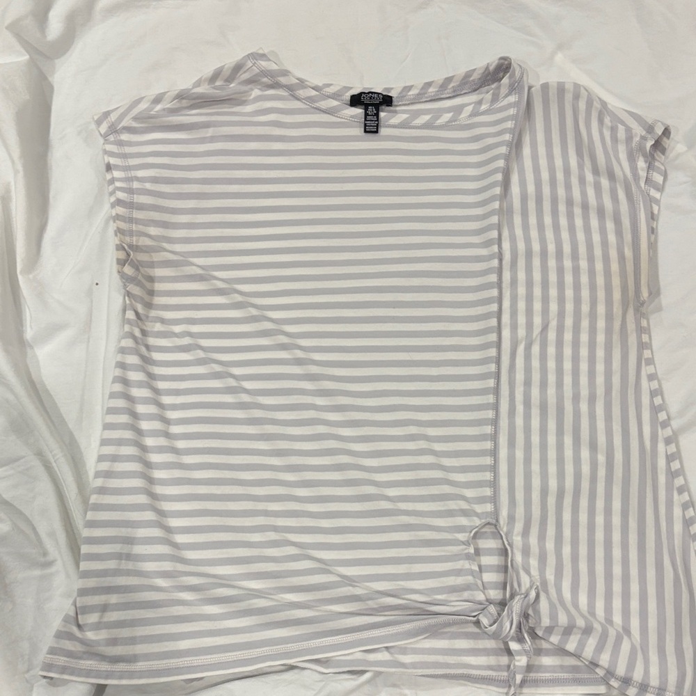 Jones New York Gray Striped Muscle Tee